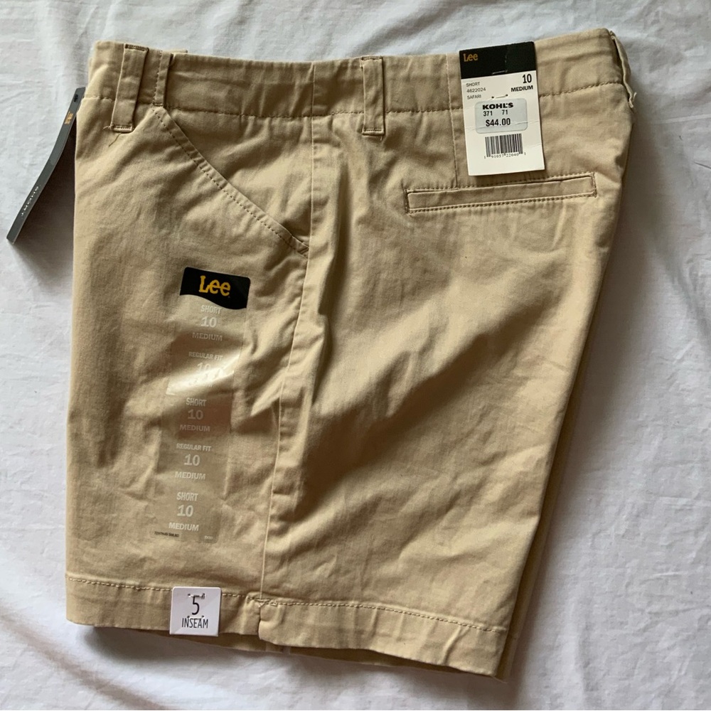 Lee ladies Reg Fit/midrise Tan Shorts Sz 10